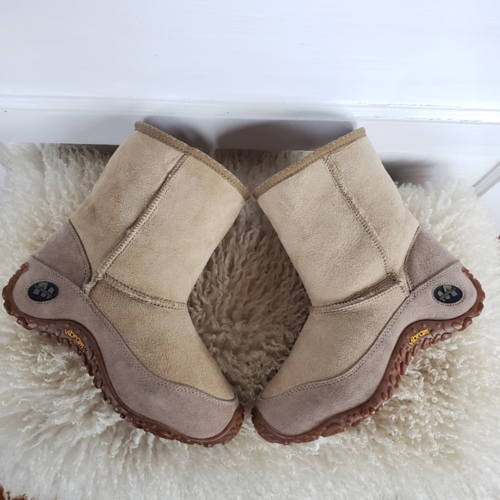 🌟SEE NEW LISTING🌟Beautiful Champagne Shearling Fur Chameleons by Merrell 🌟💫 - Picture 8 of 14